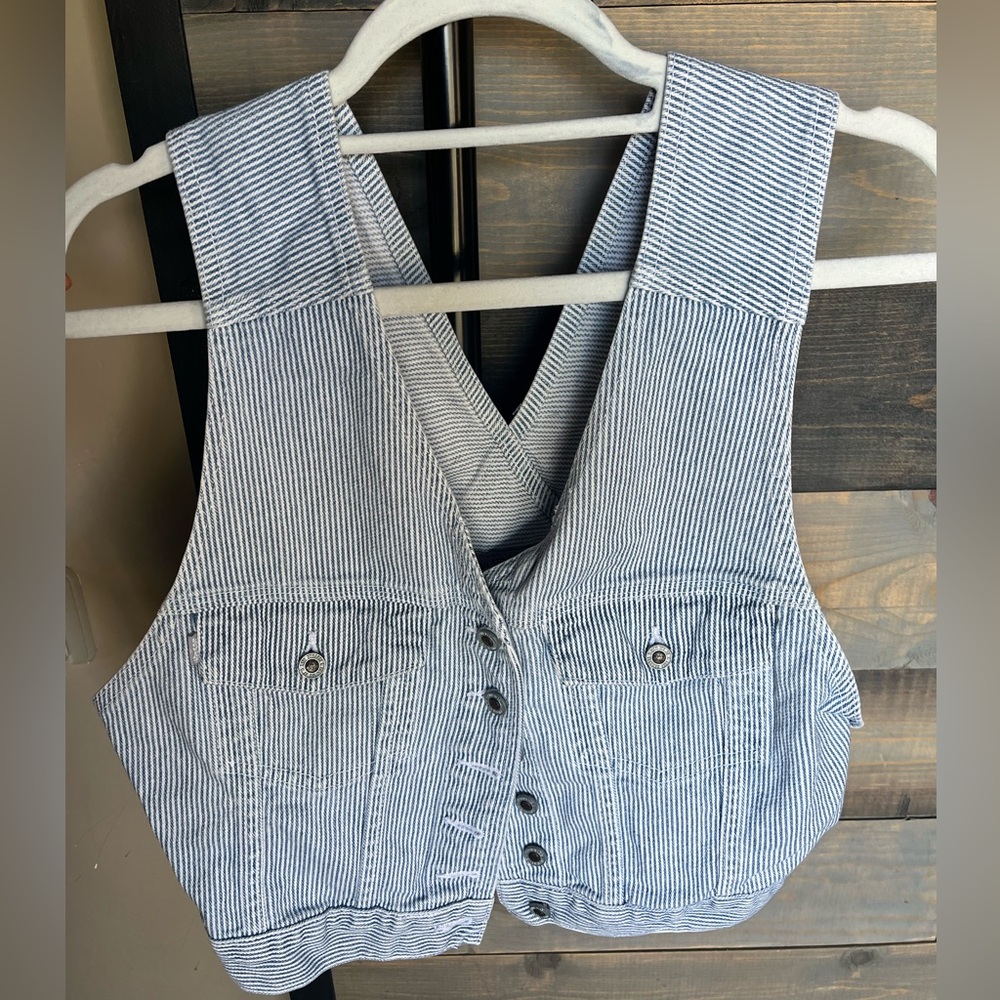 LEVI STRAUSS & CO SILVER TAB DENIM VEST